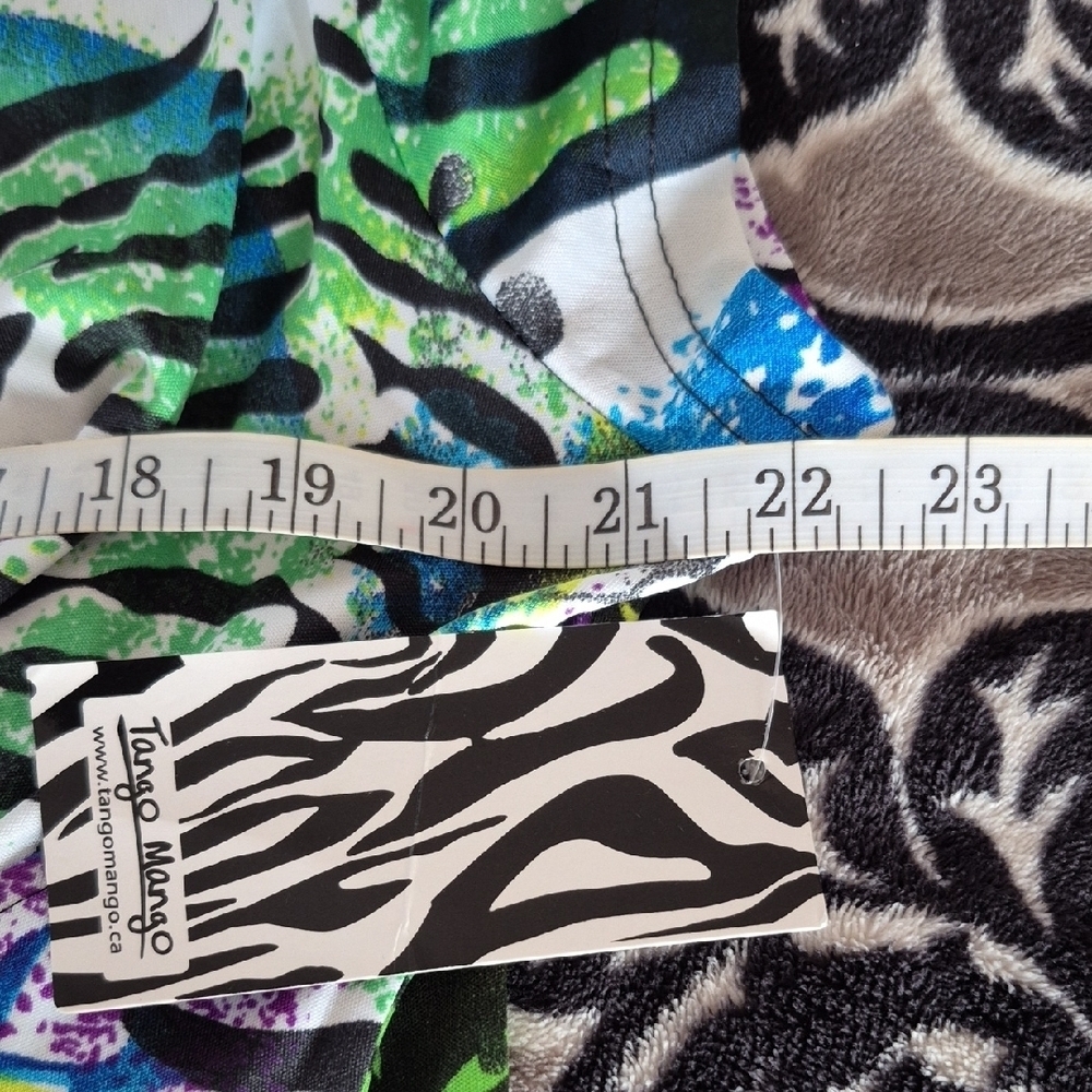 Tango Mango Vibrant Blue and Green Wrap Blouse (C61) - Picture 7 of 11